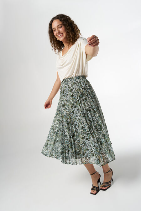 Falda plisada con estampado paisley